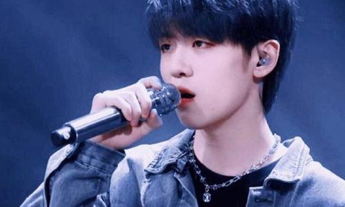 小魏被前女友爆料视频,真相背后引人深思 第1张 小魏被前女友爆料视频,真相背后引人深思 第1张